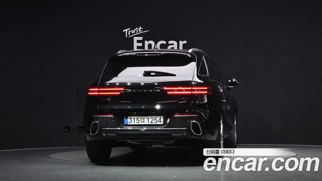 Genesis GV70 — Фото автомобиля 4