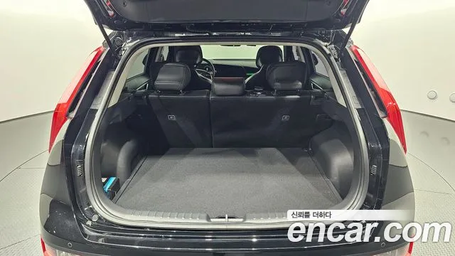 Kia Niro All Niro EV Air — Фото автомобиля 16