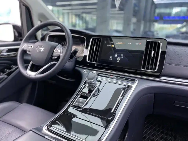 GAC Trumpchi M8 — Фото автомобиля 29