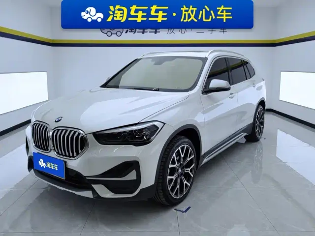 Фотография автомобиля — BMW X1