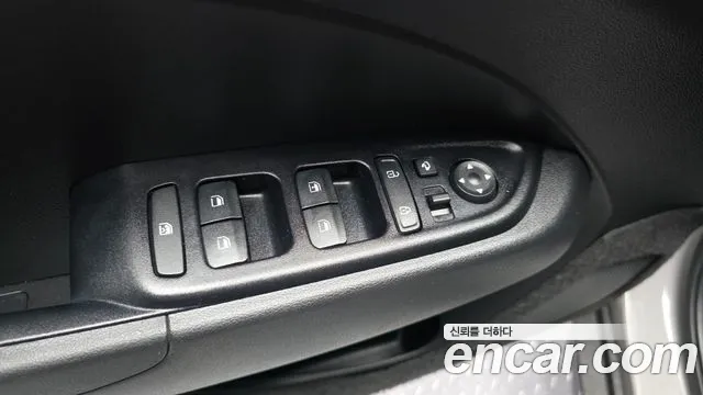 Hyundai Venue Venue 1.6 Smart — Фото автомобиля 30