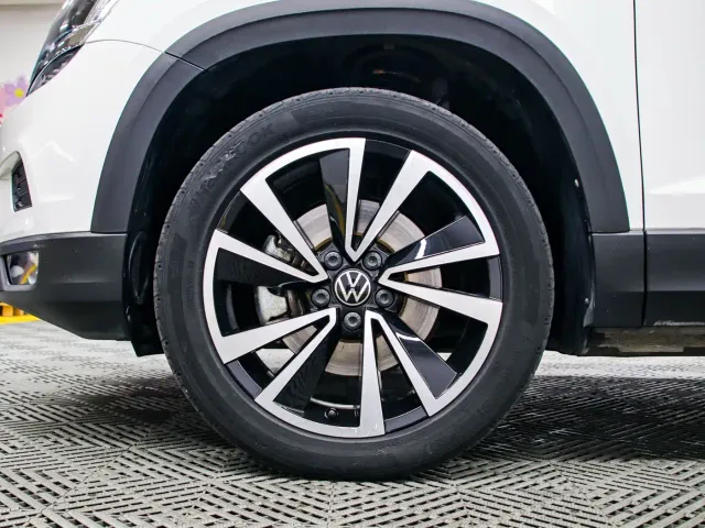Volkswagen Tharu — Фото автомобиля 18