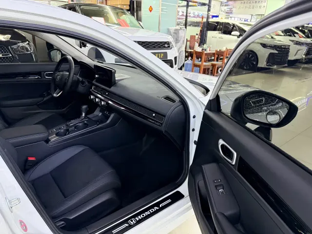 Honda Civic — Фото автомобиля 8
