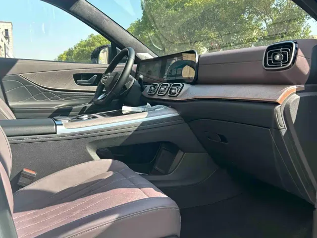 Chery Tiggo 9 — Фото автомобиля 9