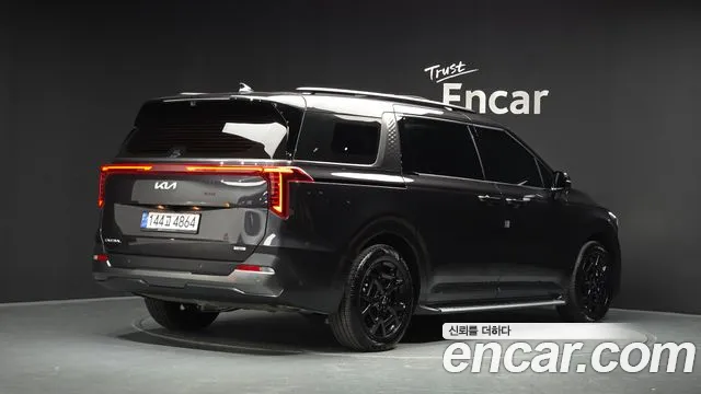 Kia Carnival 4th Gen — Фото автомобиля 2