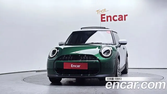 Mini Cooper — Фото автомобиля 3