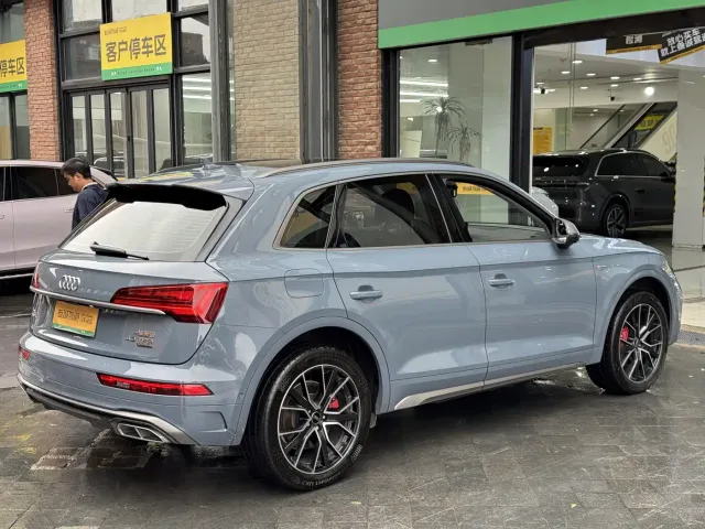Audi Q5L — Фото автомобиля 7