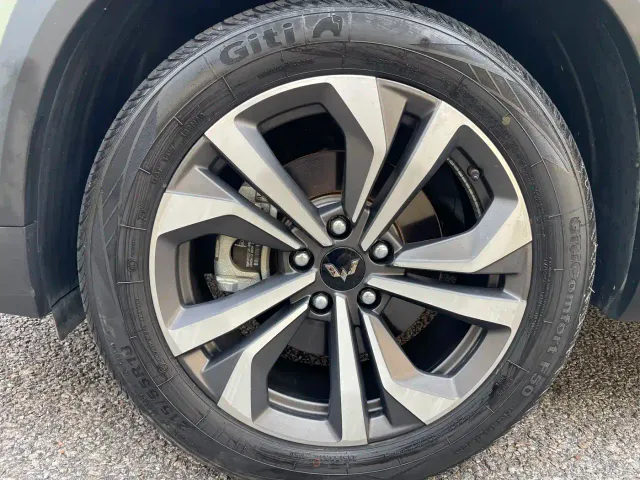 Wuling Asta — Фото автомобиля 13