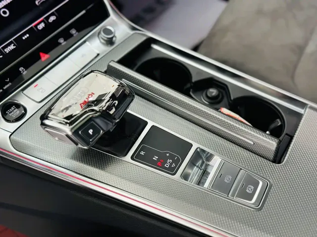 Audi A6L — Фото автомобиля 9