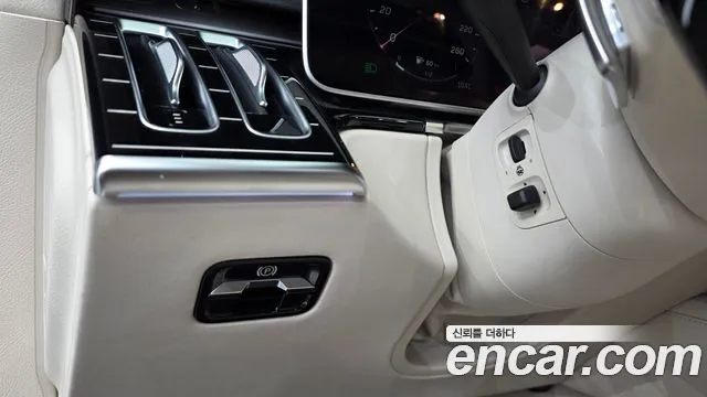 Mercedes-Benz S-Class W223 — Фото автомобиля 28