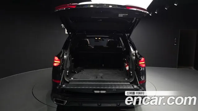 BMW X5 xDrive 40i M Sport — Фото автомобиля 12