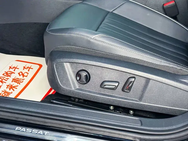 Volkswagen Passat — Фото автомобиля 4