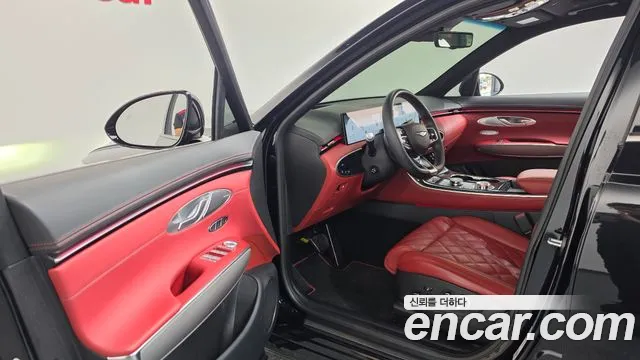 Genesis GV70 — Фото автомобиля 10