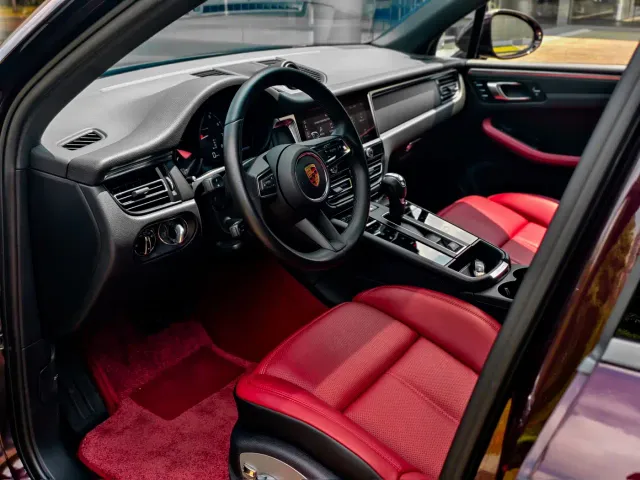 Porsche Macan — Фото автомобиля 14