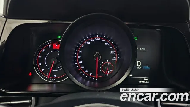 Hyundai AVANTE Avante (CN7) — Фото автомобиля 8
