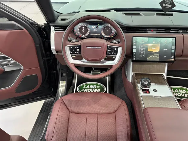 Land Rover Range Rover — Фото автомобиля 13