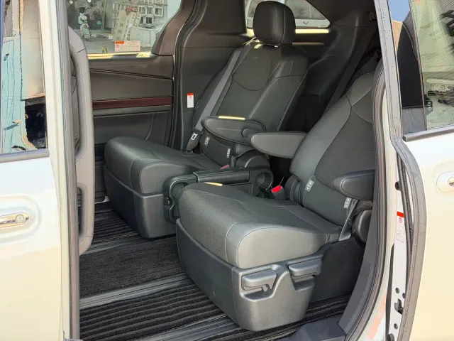 Toyota Granvia — Фото автомобиля 8