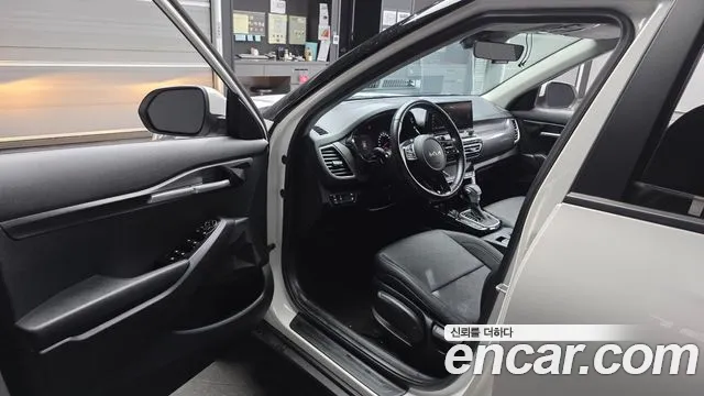 Kia Seltos Seltos Бензин 1.6 турбо 2WD — Фото автомобиля 10