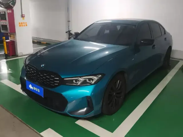 Фотография автомобиля — BMW 3 Series