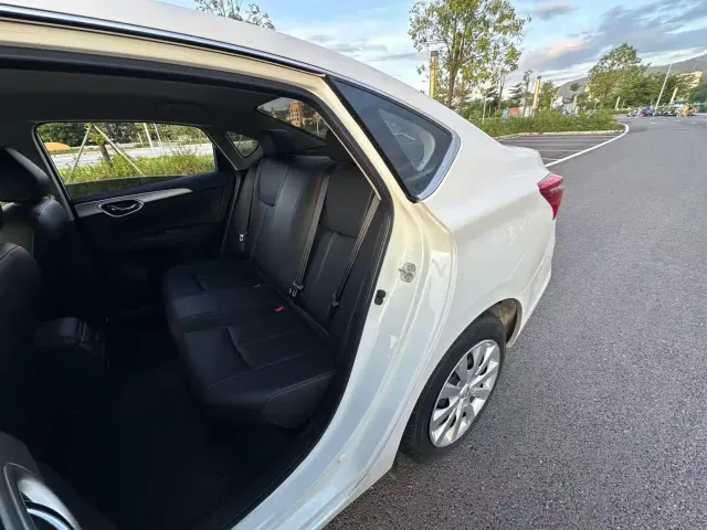 Nissan Sylphy — Фото автомобиля 8
