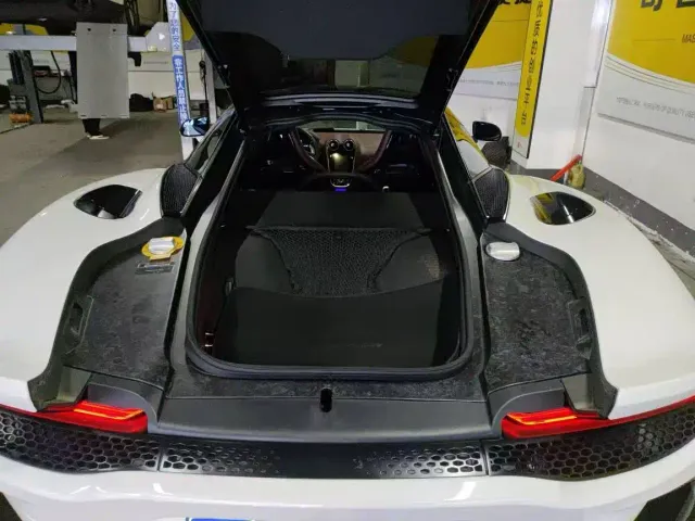 McLaren GT — Фото автомобиля 9