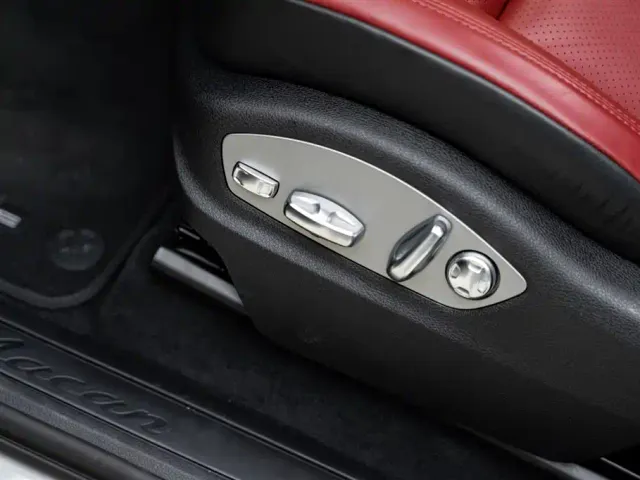 Porsche Macan — Фото автомобиля 16