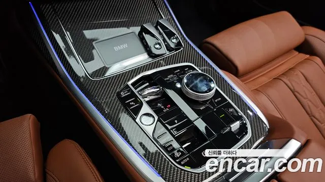 BMW X7 — Фото автомобиля 9
