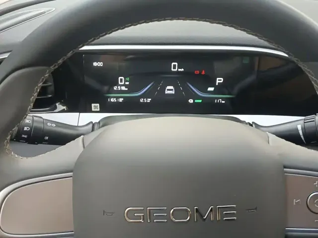Geely Starry Wish — Фото автомобиля 4