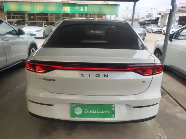 GAC Aion S — Фото автомобиля 5