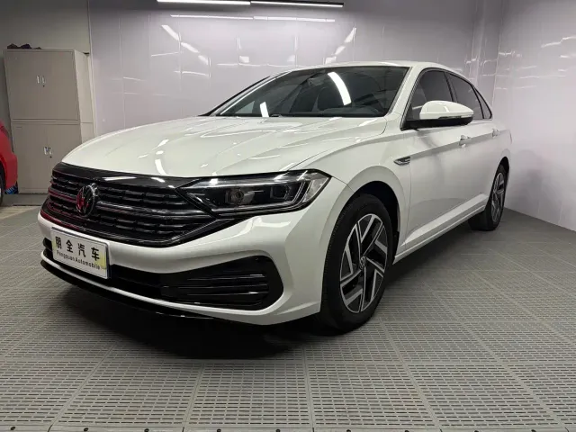 Фотография автомобиля — Volkswagen Sagitar