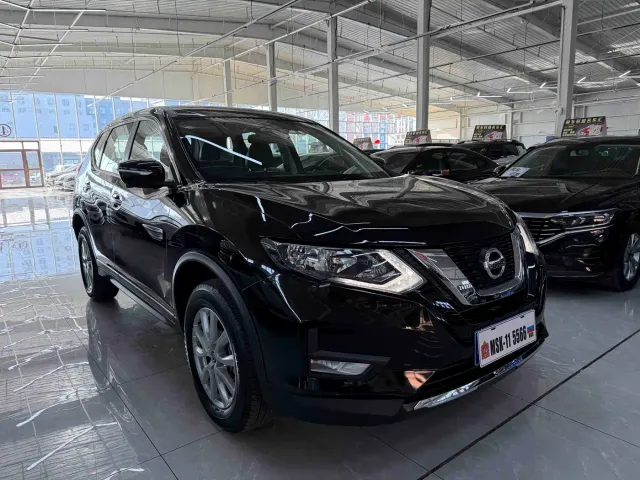 Nissan X-Trail — Фото автомобиля 3