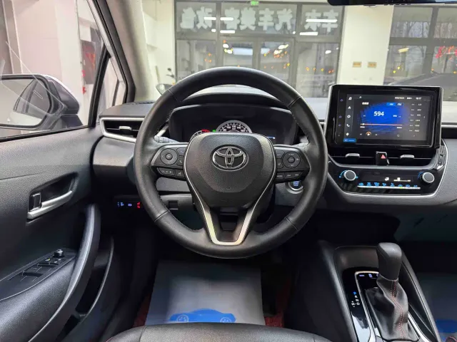 Toyota Corolla — Фото автомобиля 16