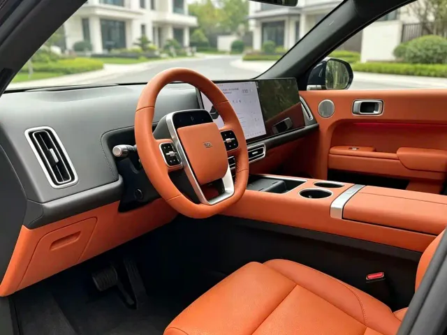 Li Auto L7 — Фото автомобиля 5