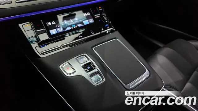 Hyundai Grandeur New — Фото автомобиля 12