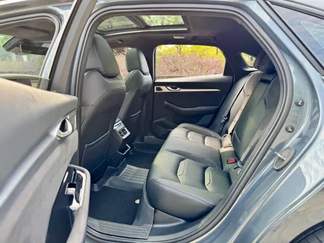 Geely Xingrui — Фото автомобиля 11