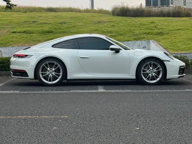 Porsche 911 — Фото автомобиля 8