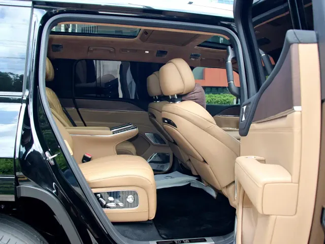 BYD U8L — Фото автомобиля 25