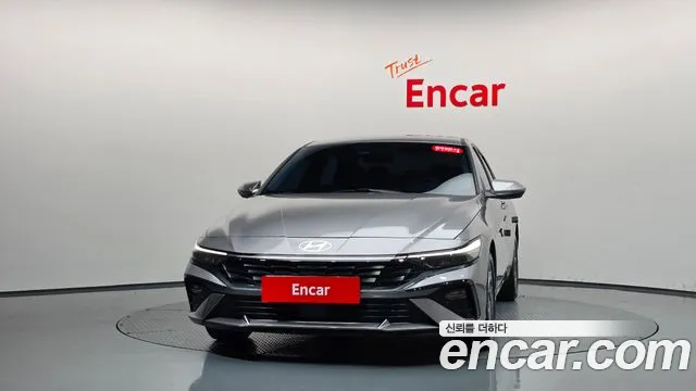 Hyundai Avante CN7 — Фото автомобиля 3
