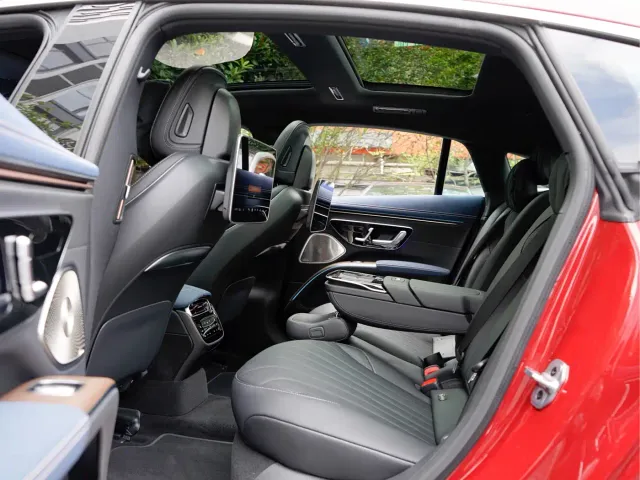 Mercedes-Benz EQS — Фото автомобиля 15
