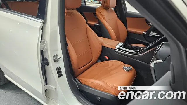 Mercedes-Benz C-Class W206 — Фото автомобиля 18
