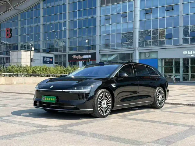 Фотография автомобиля — Stelato S9T
