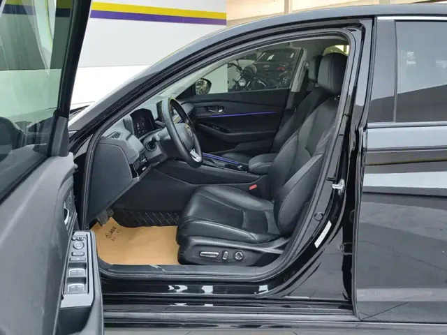 Honda Accord — Фото автомобиля 9