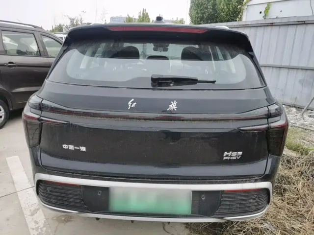 Hongqi HS3 PHEV — Фото автомобиля 5
