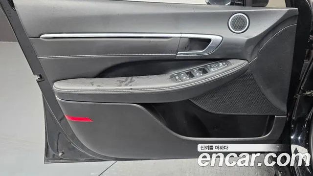 Hyundai Sonata — Фото автомобиля 12