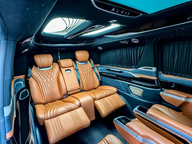 Yasheng Auto Yasheng V-Class — Фото автомобиля 27