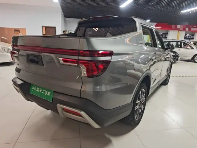VGV VX7 — Фото автомобиля 4