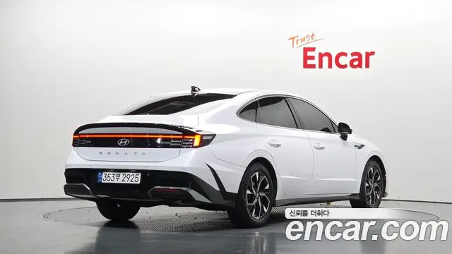 Hyundai Sonata — Фото автомобиля 2