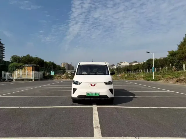 Wuling Yangguang — Фото автомобиля 2