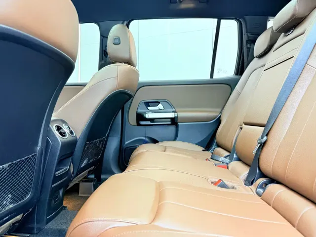 Mercedes-Benz GLB-Class — Фото автомобиля 10