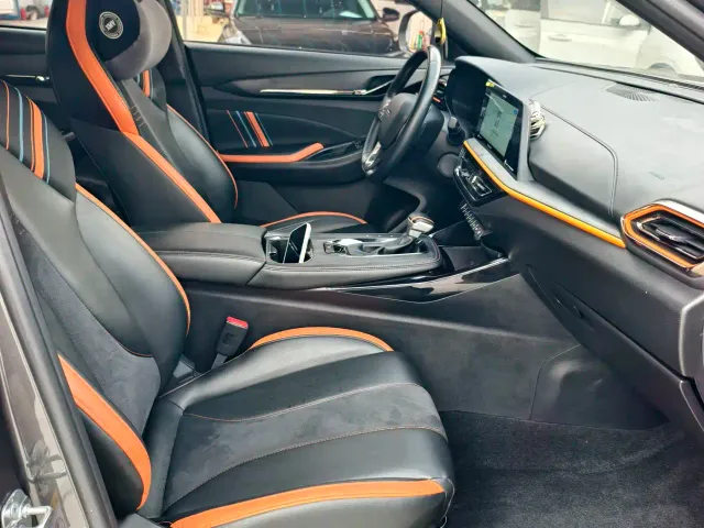 Changan Oushang X5 — Фото автомобиля 8